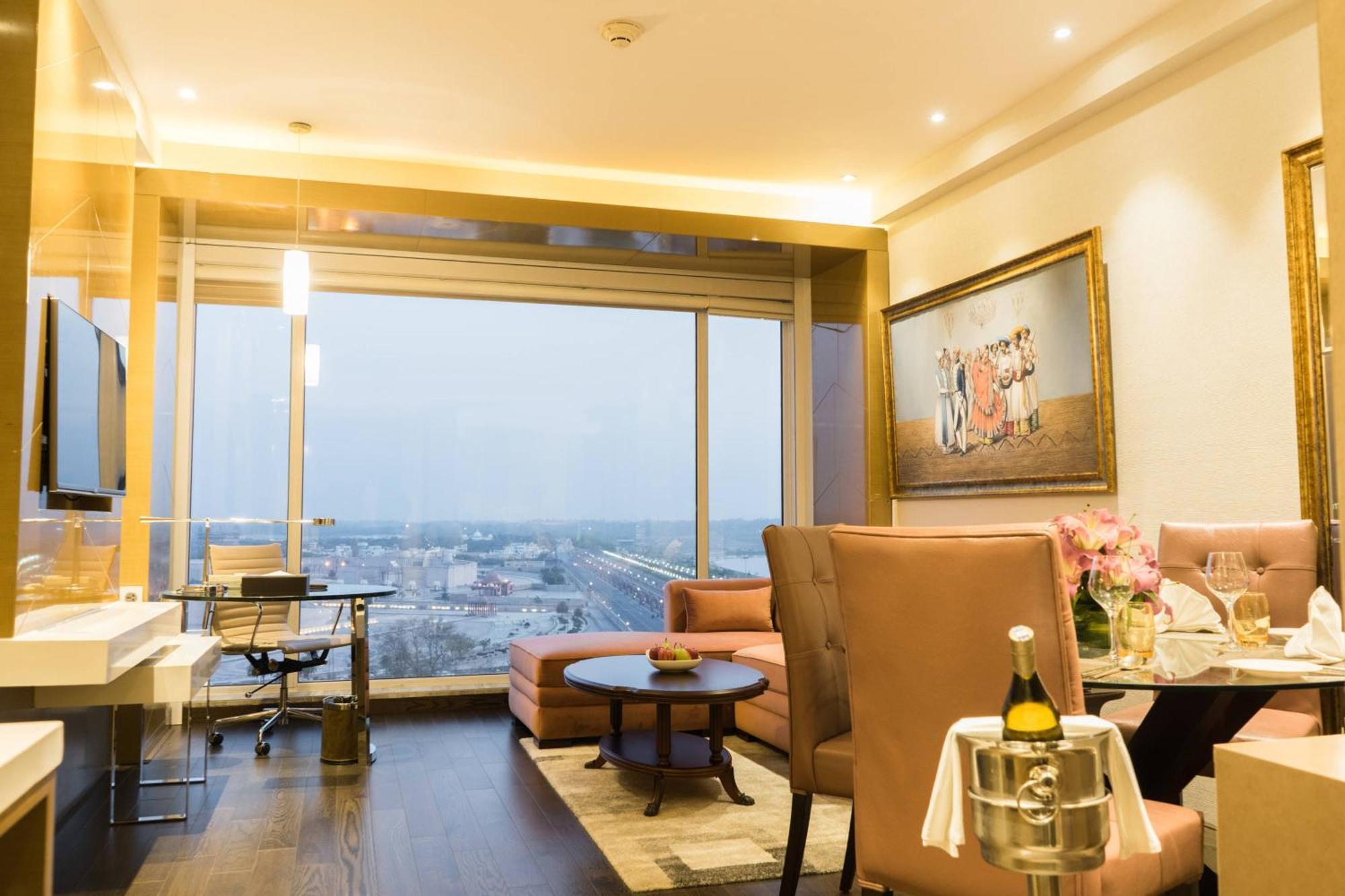 Renaissance Lucknow Hotel Extérieur photo
