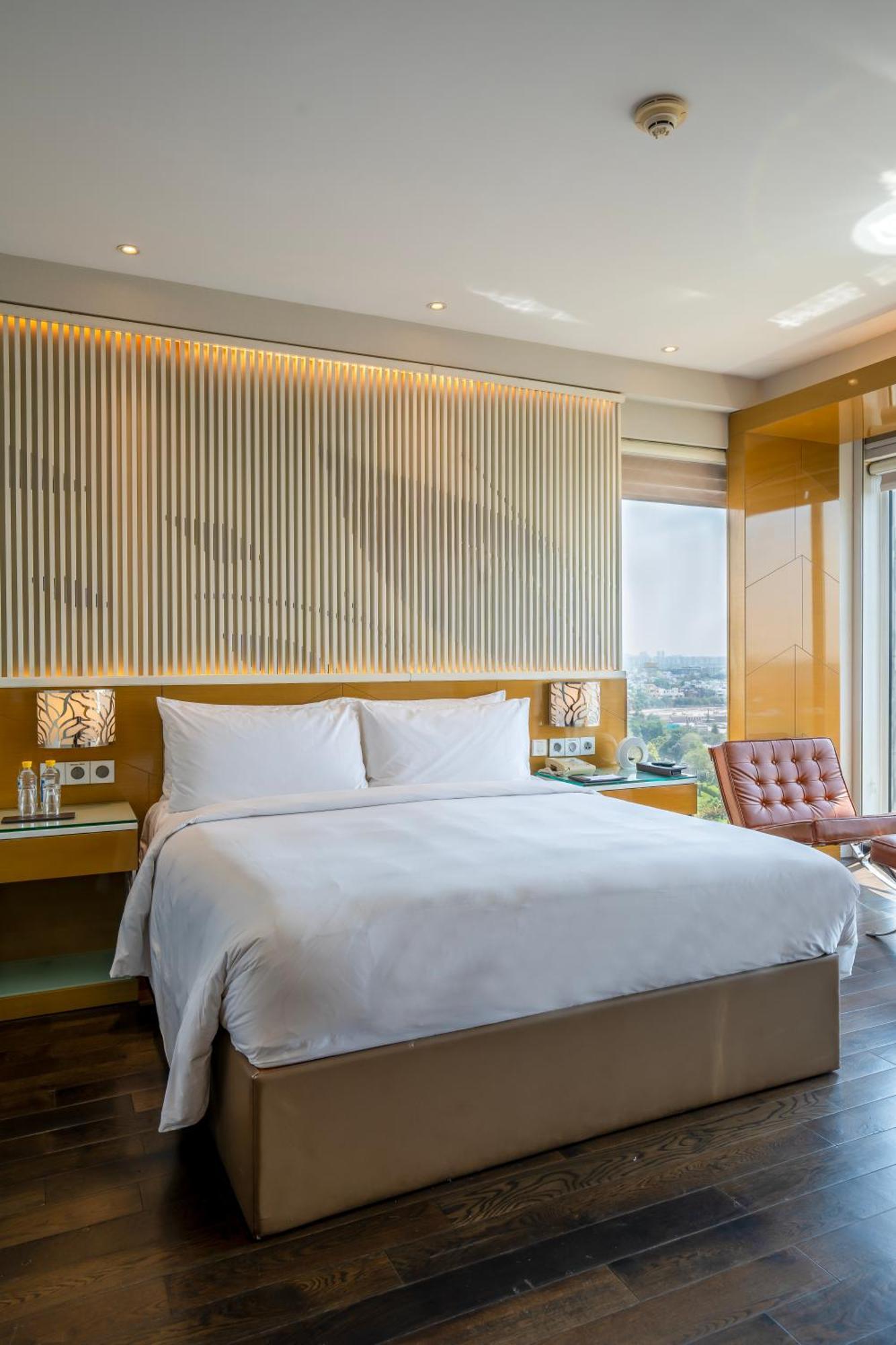 Renaissance Lucknow Hotel Extérieur photo